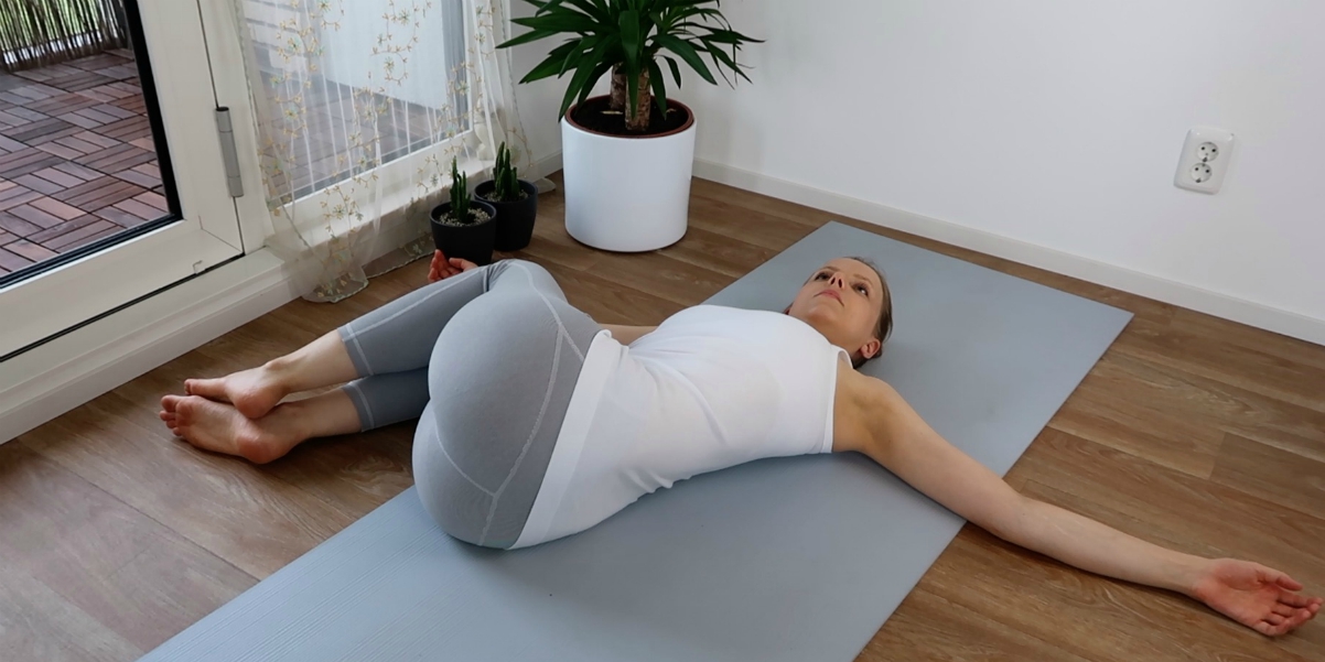 Onwijs Yoga oefeningen voor de onderrug | Video & Blog | LYC ZR-54